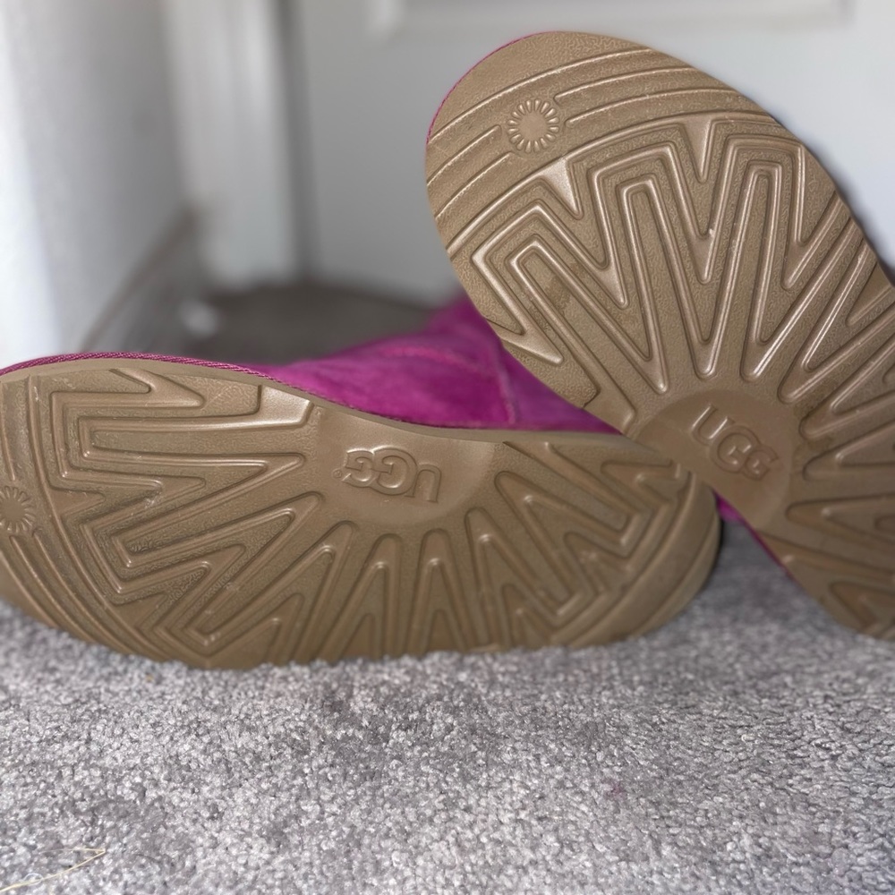 Pink Ugg Bailey Bow